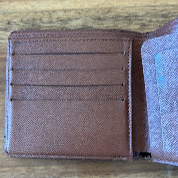 100% Authentic LV Louis Vuitton Bifold Monogram Wallet - Picture 8 of 11
